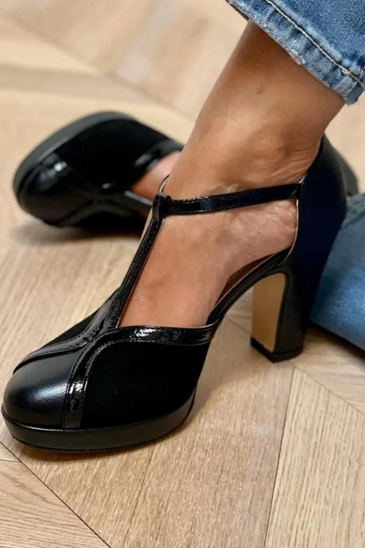 Plateau-Pumps mit T-Steg