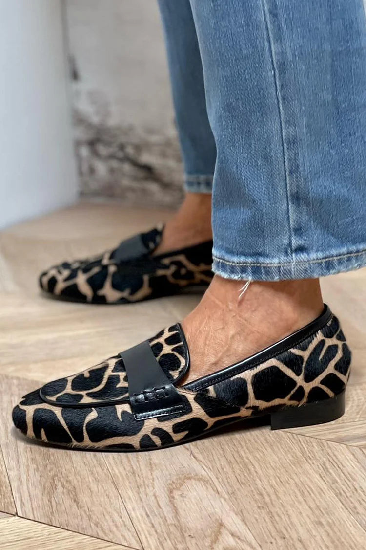 Animal-Print-Slipper mit elegantem Detail