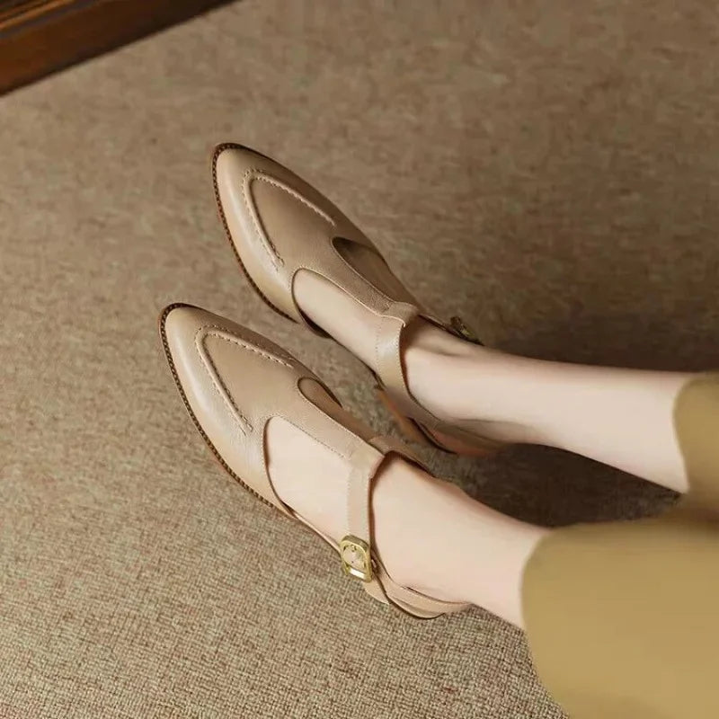 Annabel – Buckled shoes