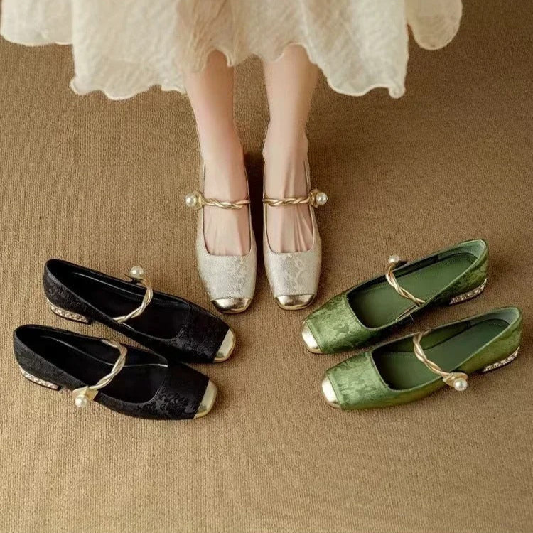 Sarah – Classic Slingback Shoes with an Elegant Touch