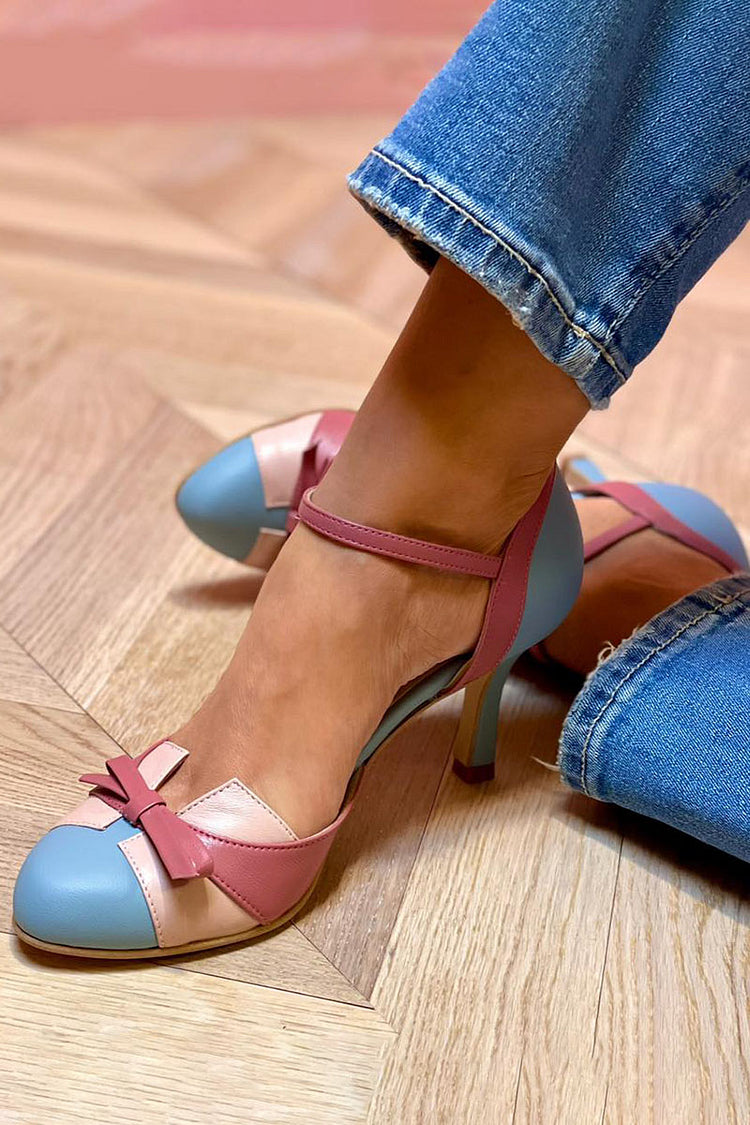Peep-Toe-Absätze mit Schleifendetail