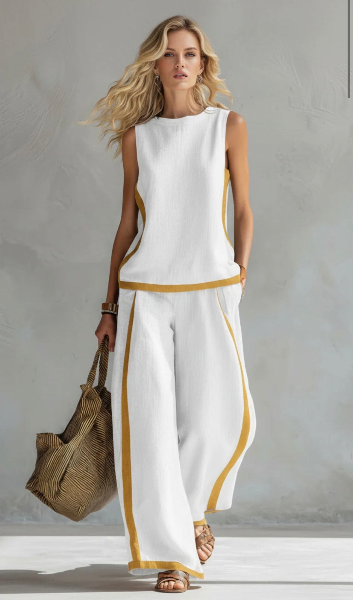 Leila | Elegant Set with a Modern Touch