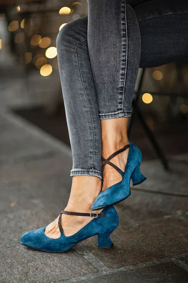 Elegante Pumps mit Riemchen